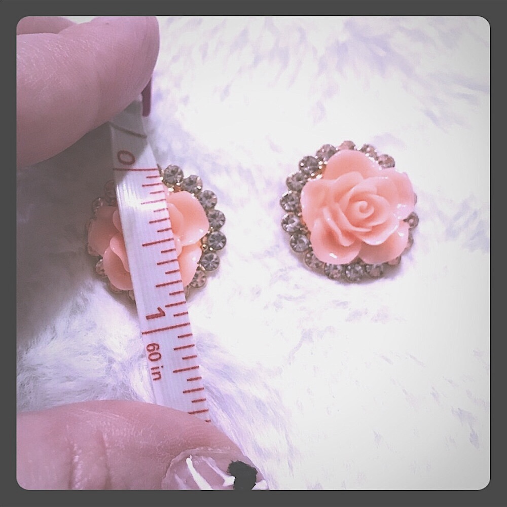 Lovely Peach Acrylic Rose w/💎Studs Halo Earrings - Picture 14 of 16